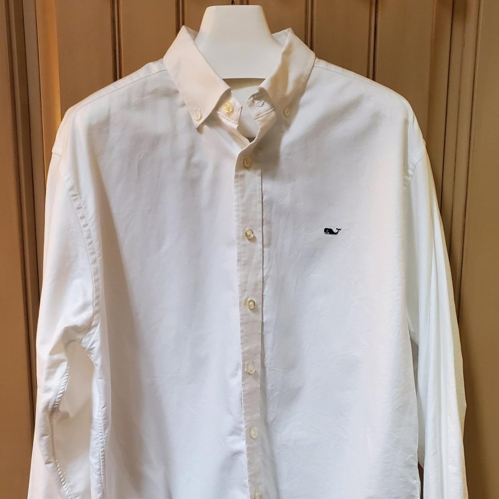 EUC Vineyard Vines Whale Shirt